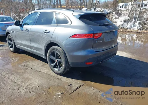 2017 Jaguar F-Pace 35T Premium z USA, uszkodzony, nr VIN SADCJ2BV7HA895415